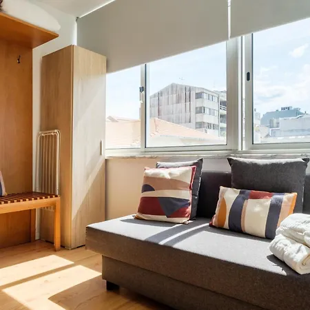 Moving Lines * بورتو