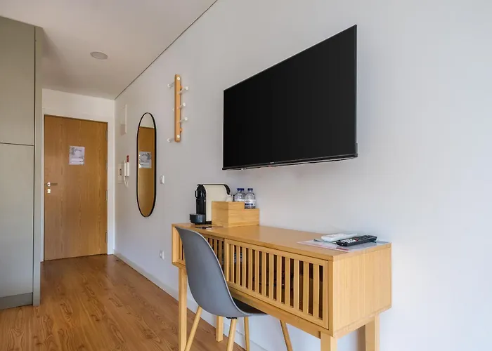 Moving Lines * Porto