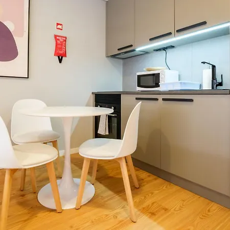 Apartamento Moving Lines